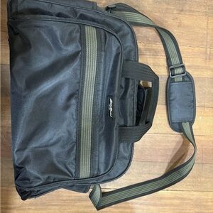 Eddie Bauer  Small Travel Carry On Duffle Luggage via Bag great condition!